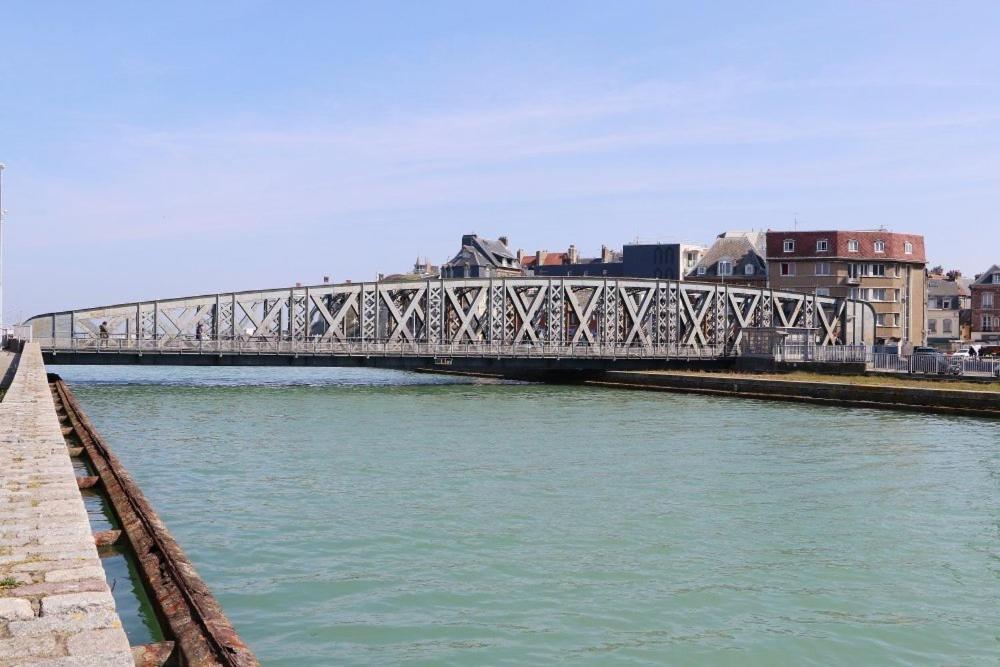 Des Beaux Appartements Deluxe Dieppe Eksteriør billede