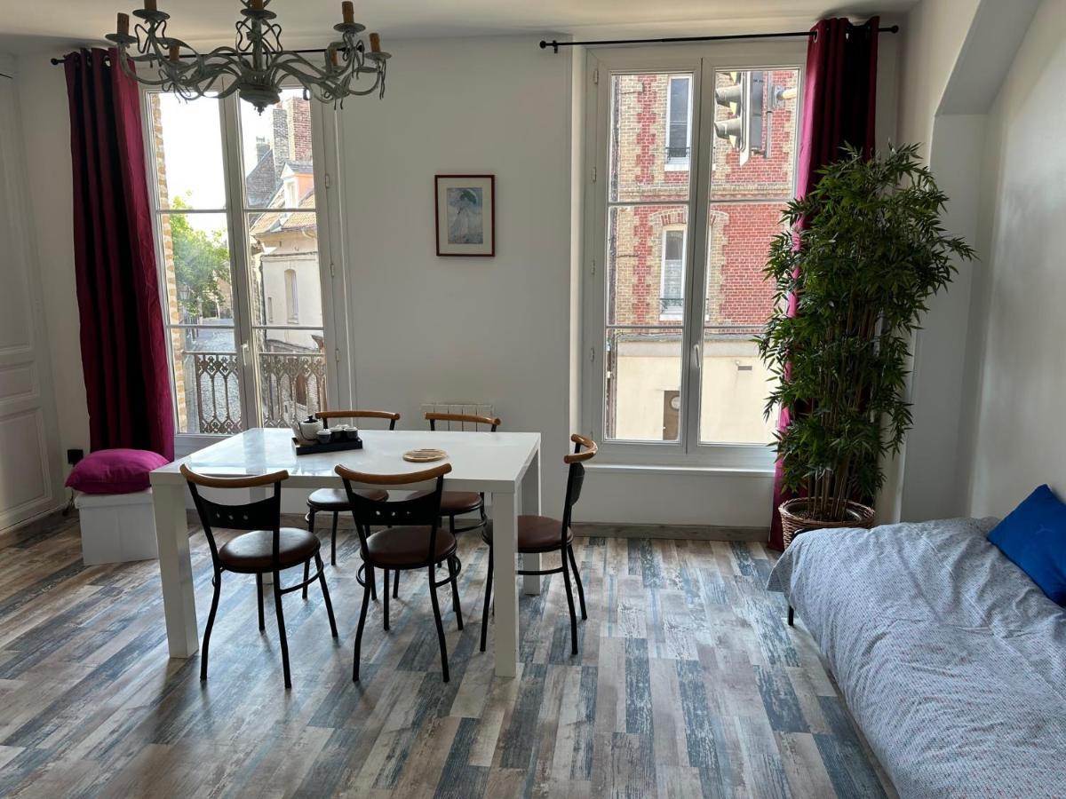 Des Beaux Appartements Deluxe Dieppe Eksteriør billede